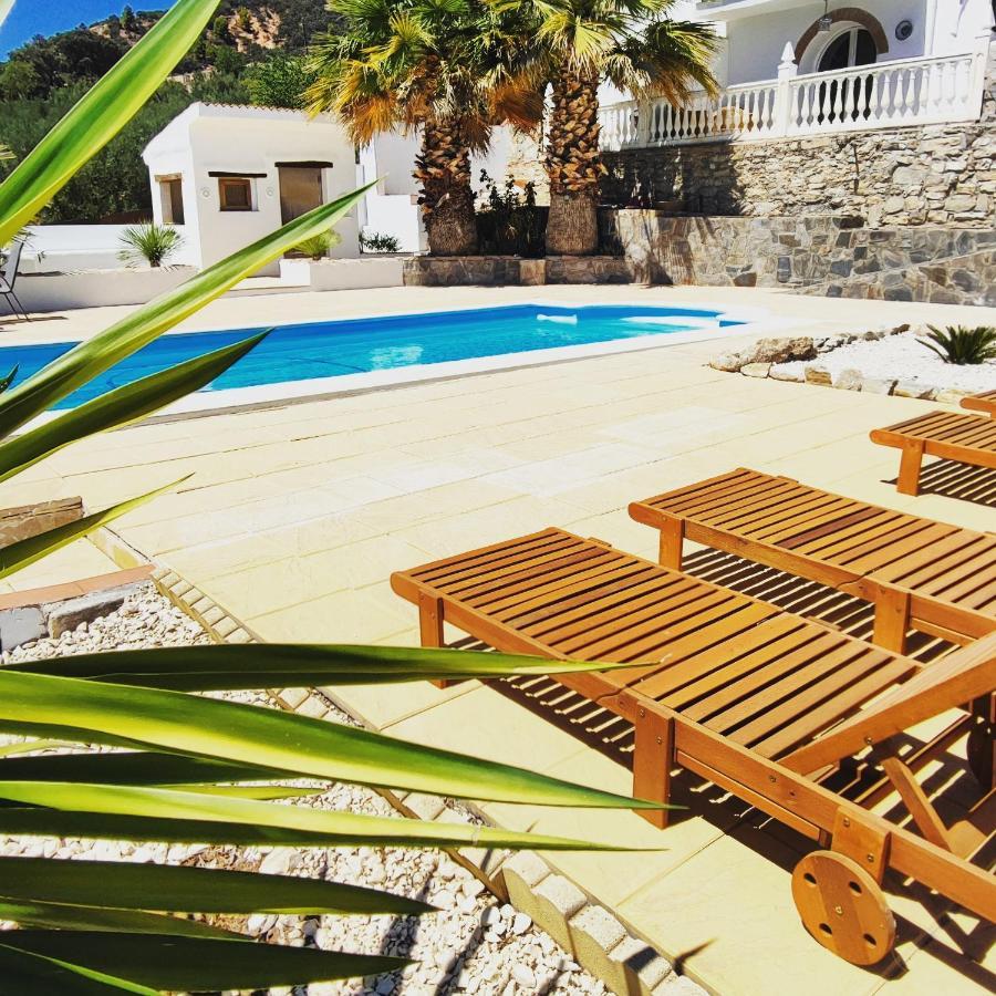 Cortijo Pennymaria Poolside Apartment Near Montefrio With Stunning Views Екстериор снимка